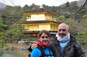 2012. Kyoto. Visitando el templo dorado